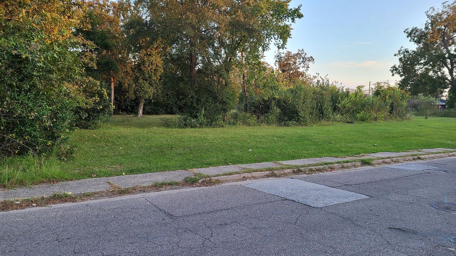 Development land at 1428 Augusta Avenue, Augusta GA 30901 — 4 parcels, approx 1 acre